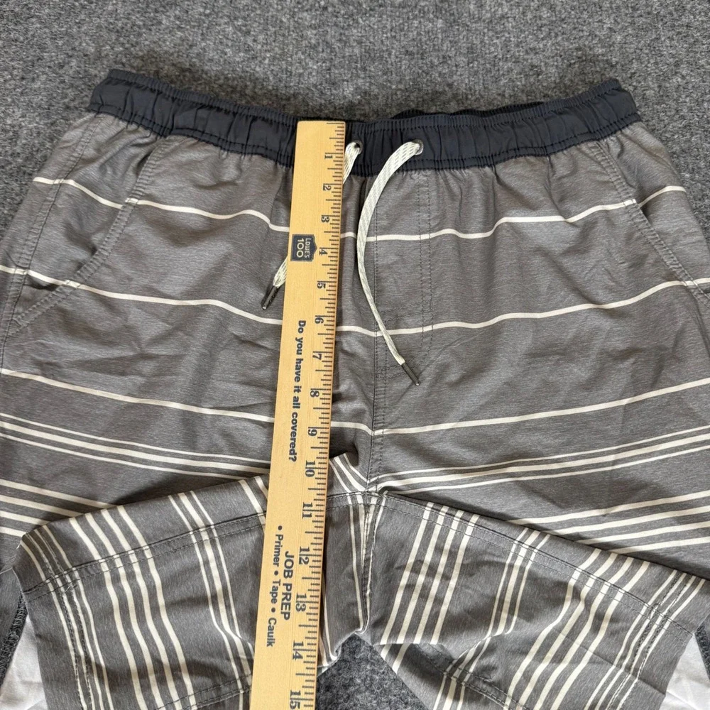 Vuori Mens Grey Striped Board Shorts Size L Performance Stretch Swim Trunks